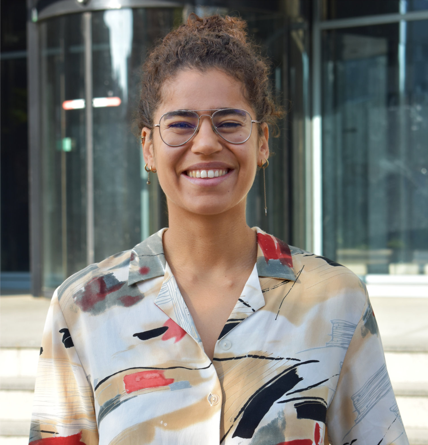 Salambô Dago, a researcher at the intersection of classical and quantum physics on nanosystems
